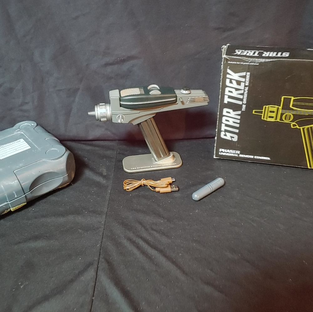 COPY - PHASER ORIGINAL SERIES THE WAND COMPANY REMOTE CONTROL - Picture 9 of 17